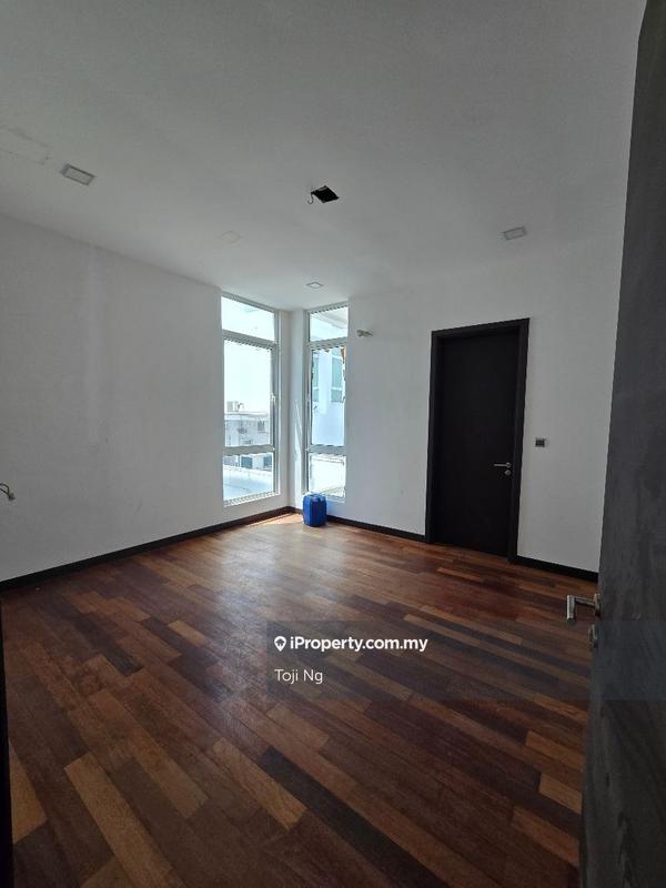 Rumah Berkembar untuk Dijual di Bandar Kinrara Seksyen 1, Bandar Kinrara oleh Toji Ng - iProperty.com.my