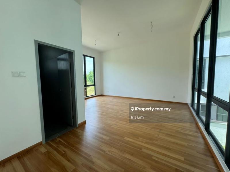 Bungalow House for Sale in Taman Seri Austin, Tebrau by Iris Lim - iProperty.com.my