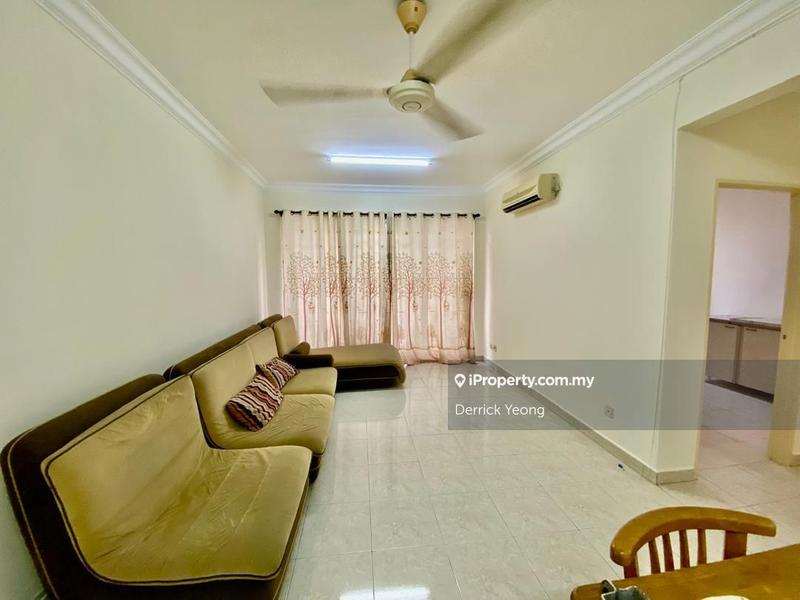 For Rent - Koi Tropika