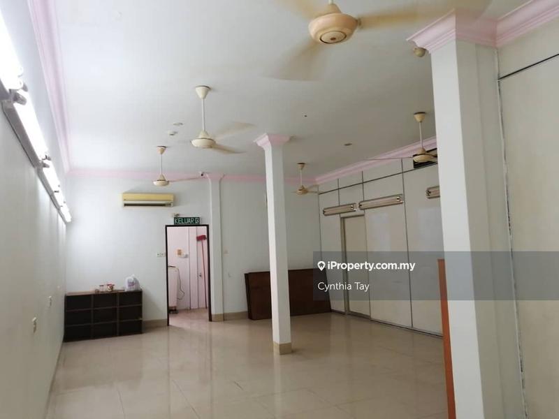Shop / Office untuk Dijual di Taman Ujong, Jalan Tok Ungku, Seremban oleh Cynthia Tay - iProperty.com.my