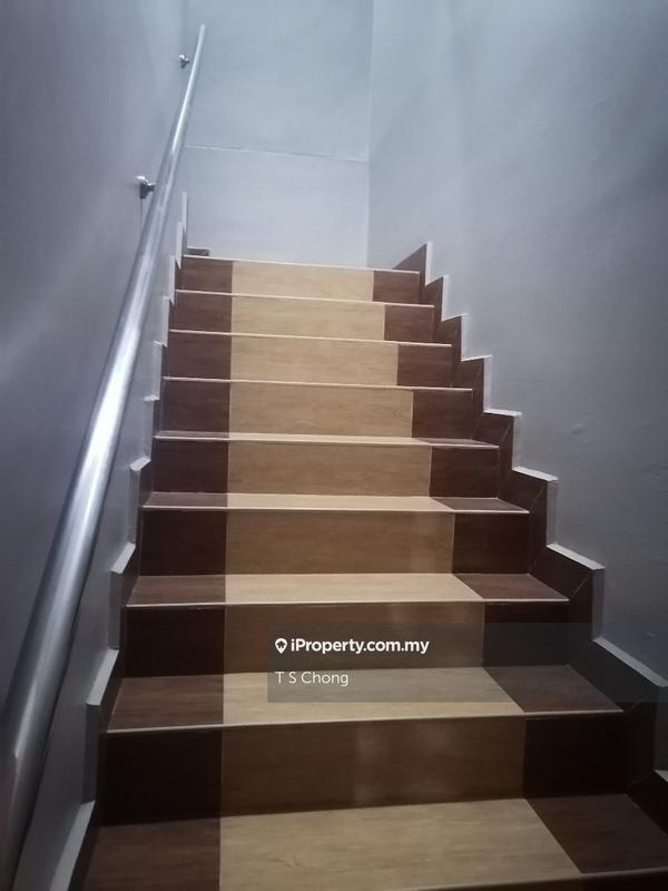 2-storey Terraced House for Sale in Bandar Saujana Putra, Tanjong Duabelas by T S Chong - iProperty.com.my