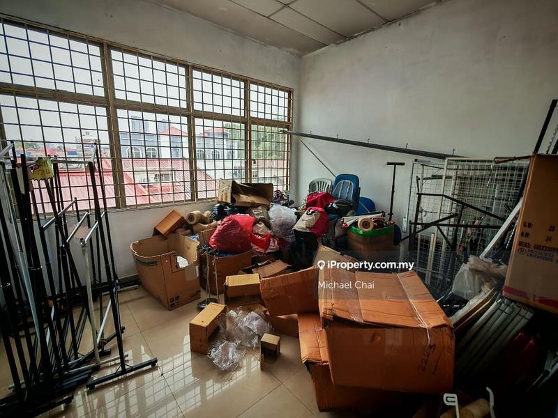 Kedai-Pejabat untuk Dijual di Bandar Puteri Puchong, Puchong oleh Michael Chai - iProperty.com.my