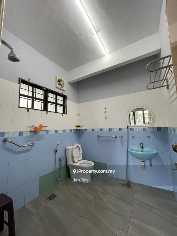 Rumah Teres 2-Tingkat untuk Dijual di Kota Kemuning, Shah Alam oleh Jen Tan - iProperty.com.my
