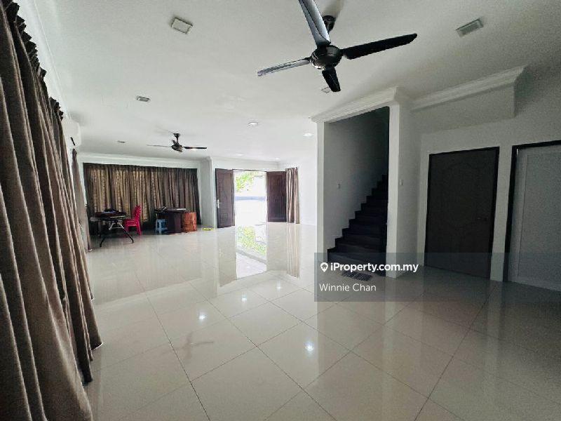 Bungalow House for Sale in Taman Pasir Wang, Lahat by Winnie Chan - iProperty.com.my
