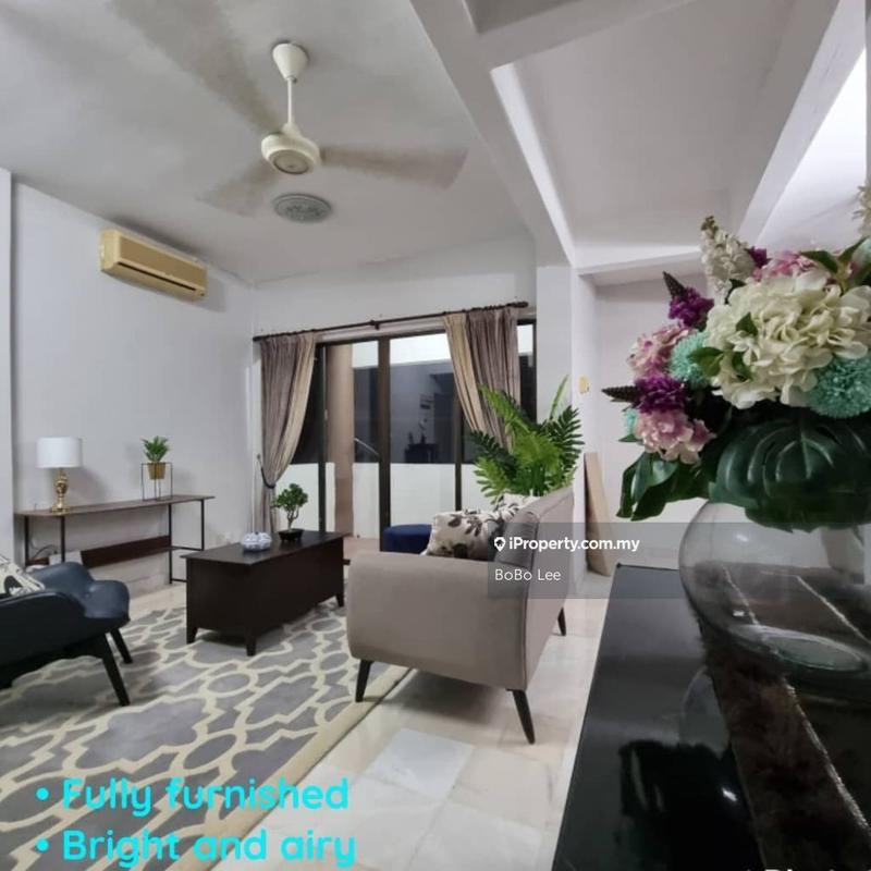 Townhouse for Sale in Taman Yarl, Jalan Klang Lama (Old Klang Road) by BoBo Lee - iProperty.com.my