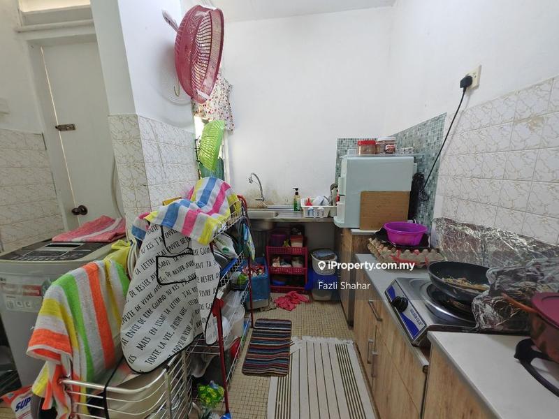 Flat for Sale in Flat Pkns Au3 by Fazli Shahar - iProperty.com.my
