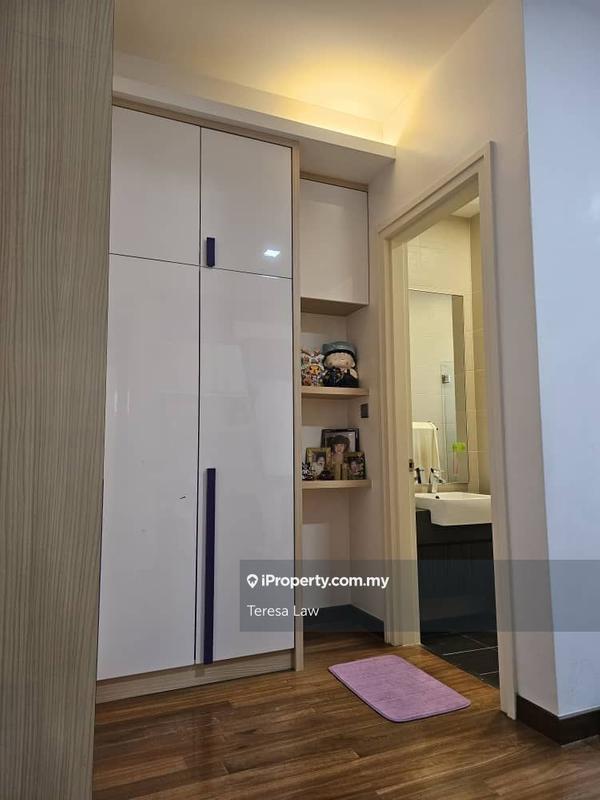 Rumah Berkembar untuk Dijual di Taman Equine, Seri Kembangan oleh Teresa Law - iProperty.com.my