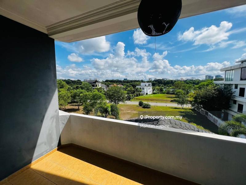 Bungalow House for Sale in Perdana Lakeview East, Cyberjaya by Mahzah Rapiee - iProperty.com.my