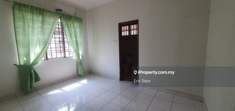 Semi-Detached House for Sale in Serdang, Seri Kembangan by Eric Siew - iProperty.com.my