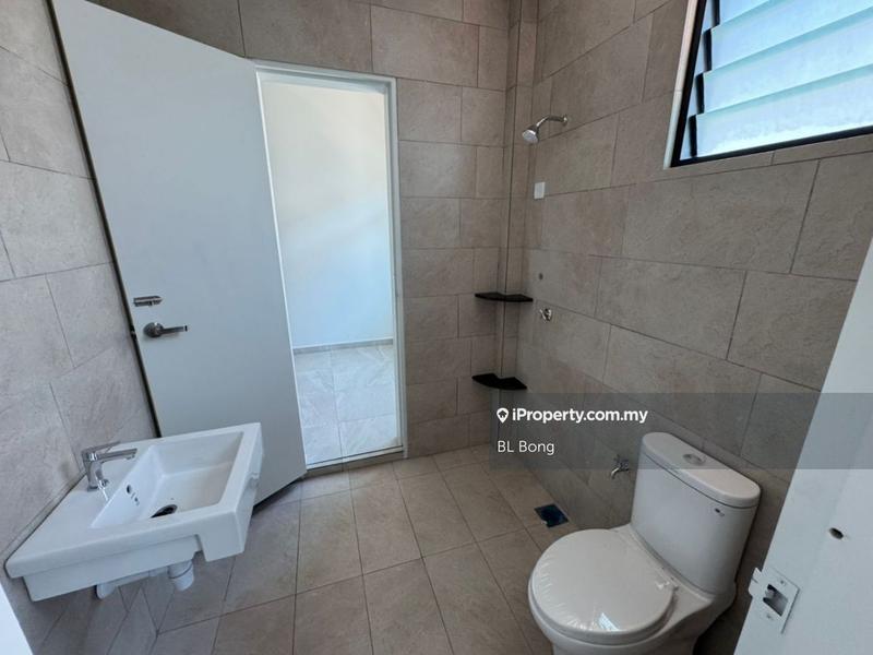 2-storey Terraced House for Sale in Taman Molek Residence, Ayer Molek by BL Bong - iProperty.com.my