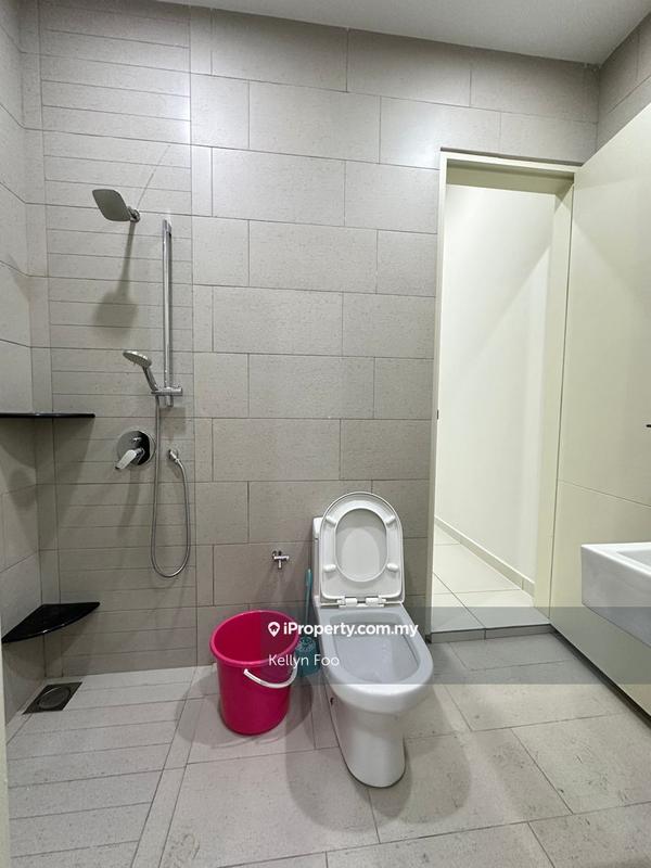 Semi-Detached House for Sale in Seaview 2 Storey Semi-D at 8 Residence Ujong Pasir, Melaka City by Kellyn Foo - iProperty.com.my