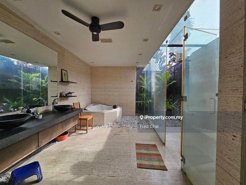Bungalow House untuk Dijual di Bukit Gita Bayu, Seri Kembangan oleh Fred Chai - iProperty.com.my