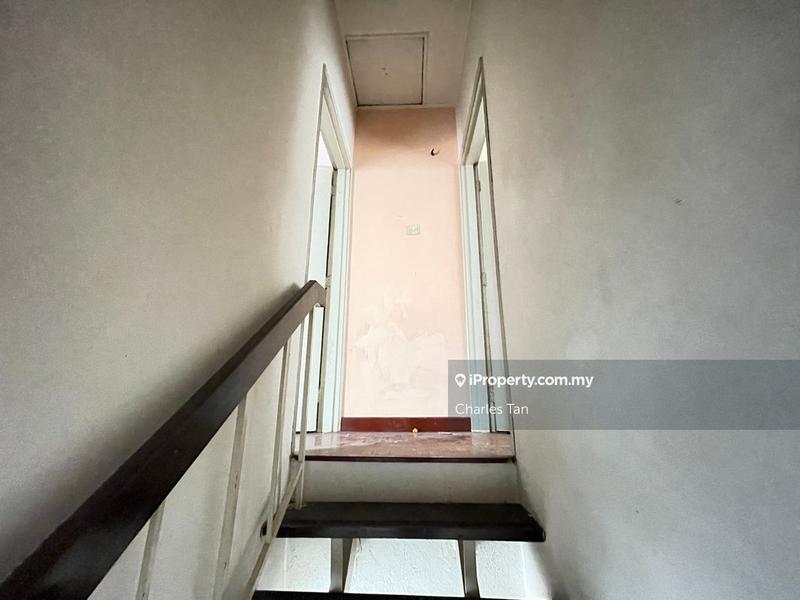 Rumah Berangkai 2 Tingkat untuk Dijual di SS19, Subang Jaya oleh Charles Tan - iProperty.com.my