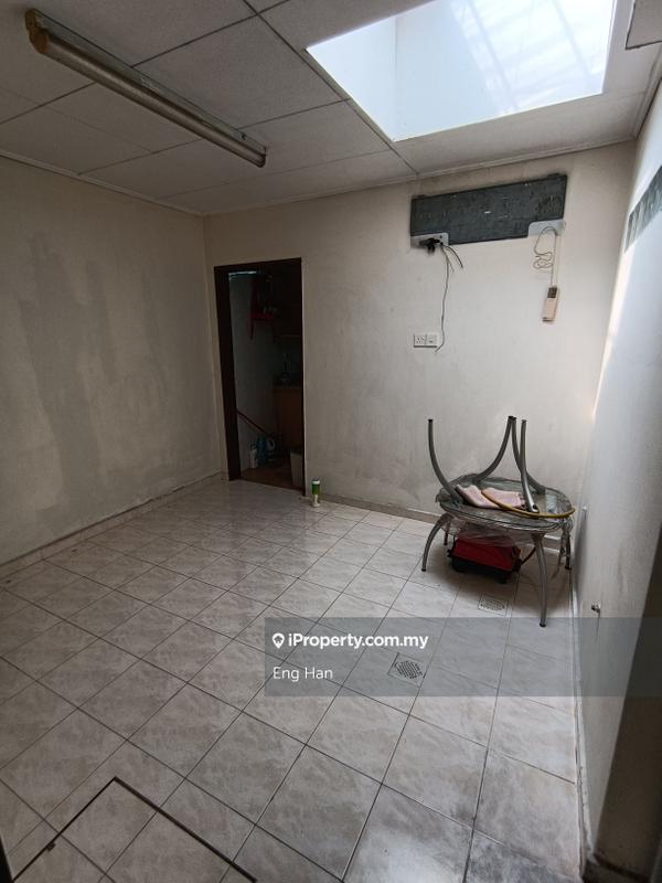 Bungalow House for Sale in Taman Overseas Union (Taman Oug), Jalan Klang Lama (Old Klang Road) by Eng Han - iProperty.com.my
