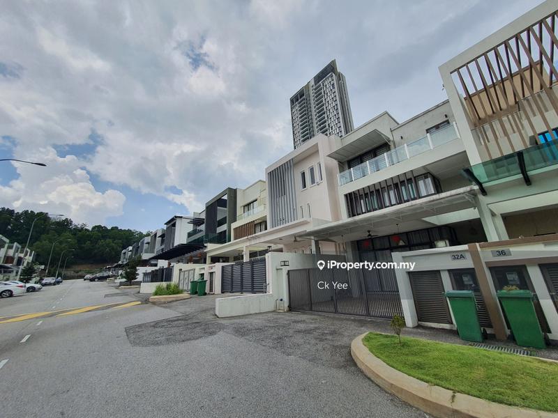 Rumah Berangkai 3 Tingkat untuk Dijual di Sutera Heights , Cheras, Cheras oleh Ck Yee - iProperty.com.my