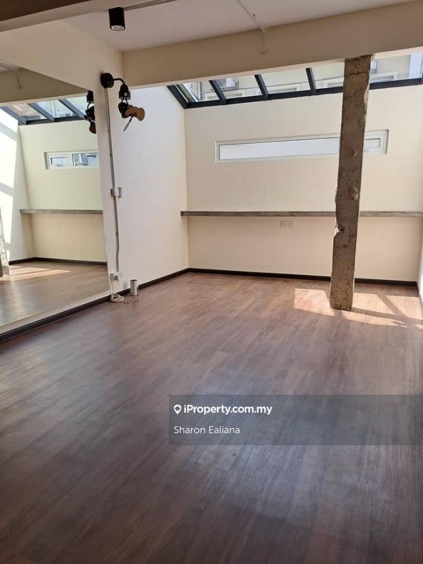 3-storey Terraced House for Sale in SU1A Sering Ukay Ampang, Ampang by Sharon Ealiana - iProperty.com.my