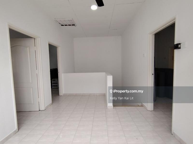 Rumah Teres 2-Tingkat untuk Dijual di Bandar Bukit Tinggi, Klang oleh Kelly Yan Kai Lit - iProperty.com.my