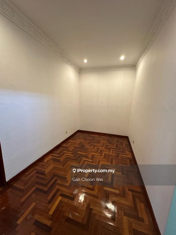 Rumah Berangkai 2 Tingkat untuk Dijual di Putra Heights, Subang Jaya oleh Gan Choon Wei - iProperty.com.my