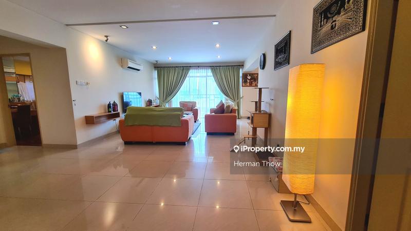 Kondominium untuk Dijual di The Boulevard oleh Herman Thow - Spacious Living & Dining Area - iProperty.com.my