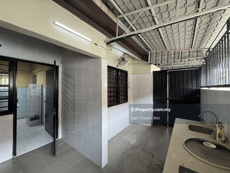 1.5-storey Terraced House for Sale in Usj 2, Subang Jaya by Gan Choon Wei - iProperty.com.my
