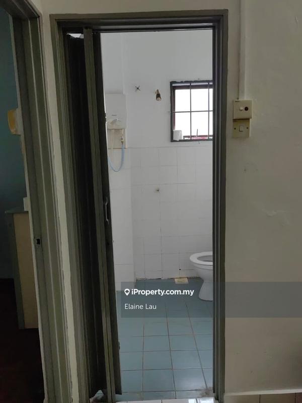 Rumah Berangkai 2 Tingkat untuk Dijual di Saujana Puchong, Puchong oleh Elaine Lau - iProperty.com.my