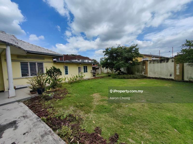 Bungalow House for Sale in Seksyen 4, Petaling Jaya by Aaron Chong - iProperty.com.my
