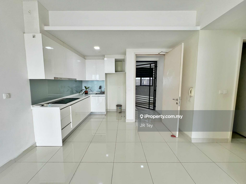 For Sale - Pandora @ Tropicana Metropark