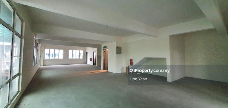 Shop / Office untuk Dijual di Pusat Bandar Putra Permai, Seri Kembangan oleh Ling Yean - iProperty.com.my