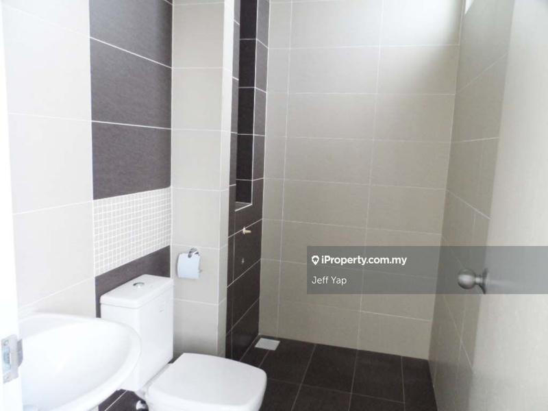 Cluster House for Sale in Nusa Duta, Iskandar Puteri (Nusajaya) by Jeff Yap - iProperty.com.my