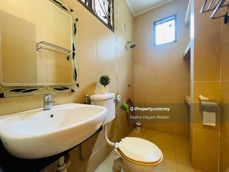 Bungalow House for Sale in Jentayu Timur Enstek, Bandar Enstek by Badrul Hisyam Roslan - iProperty.com.my