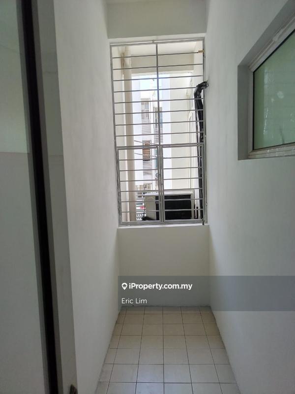 Rumah Bandar untuk Dijual di Chestwood Terrace 1, Bandar Utama, Kayu Ara oleh Eric Lim - iProperty.com.my