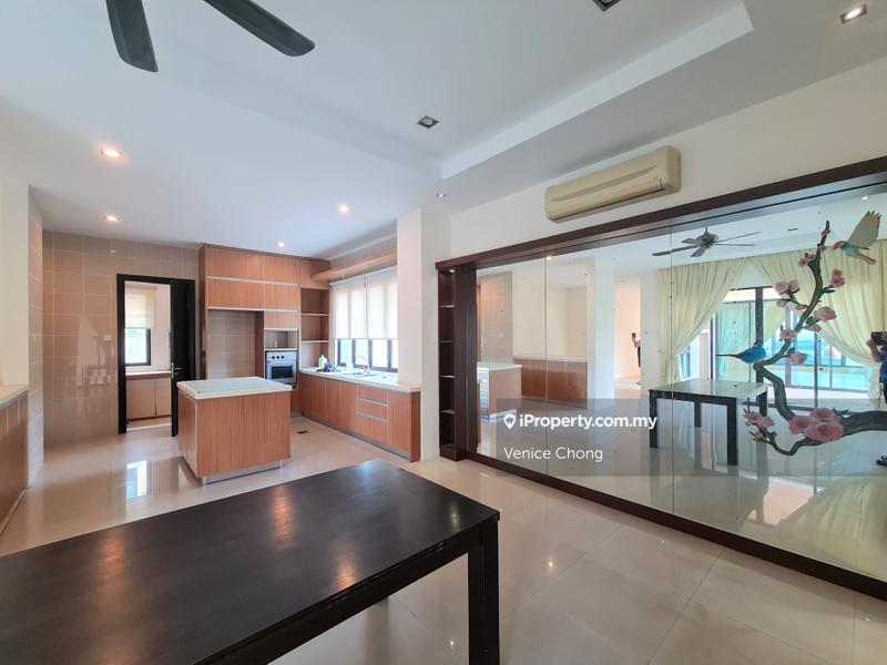 Bungalow House for Sale in Country Heights, Kajang by Venice Chong - iProperty.com.my