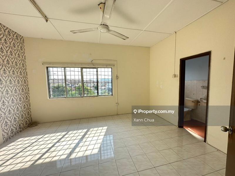 Semi-Detached House for Sale in Taman Pinggiran Putra, Seri Kembangan by Xann Chua - iProperty.com.my