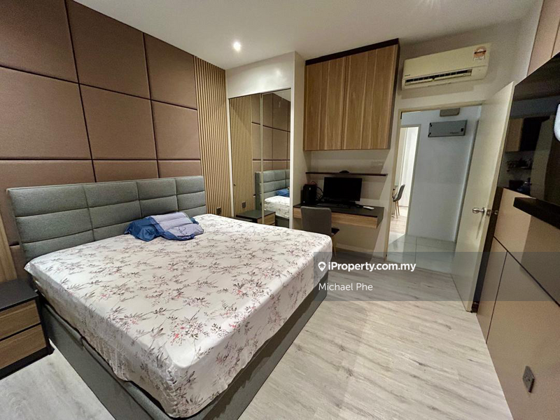 For Sale - Royal Richmond Gold