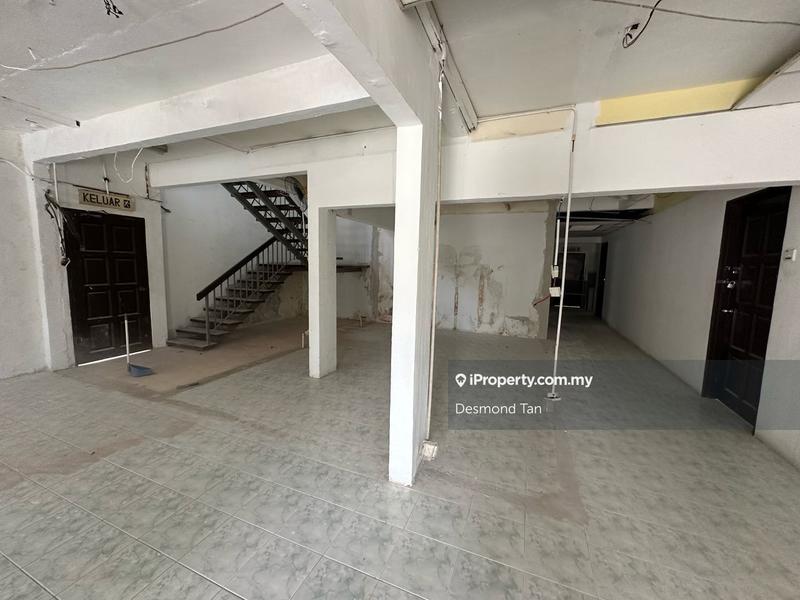 Bungalow House for Sale in Seksyen 17, Petaling Jaya by Desmond Tan - iProperty.com.my