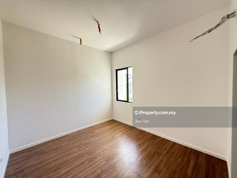 2-storey Terraced House for Sale in 402a6, Telok Panglima Garang by Jen Tan - iProperty.com.my