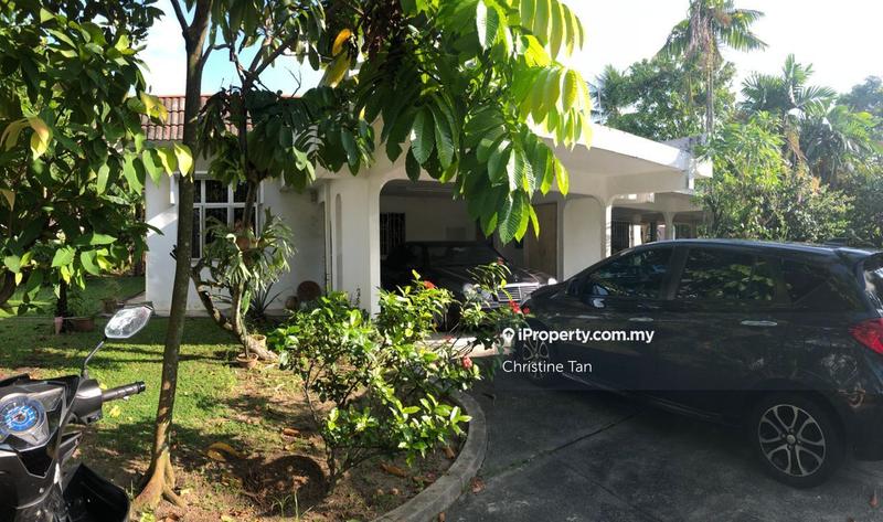 Bungalow House for Sale in Kelana Jaya, Petaling Jaya by Christine Tan - iProperty.com.my