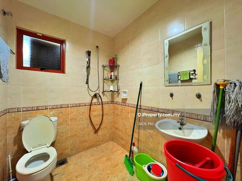 Rumah Berkembar untuk Dijual di UEP Subang Jaya, Subang Jaya oleh Jack Ho - iProperty.com.my