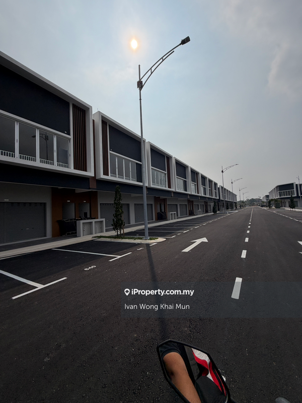 For Rent - bandar serenai Corak, kota warisan , arena x change warisan putri sepang