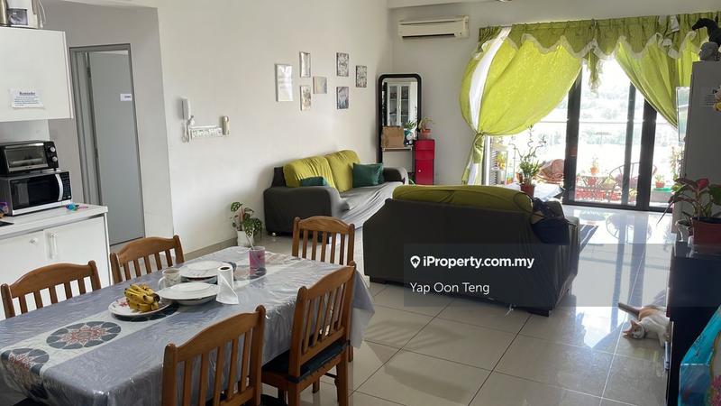 For Sale - Forest Green