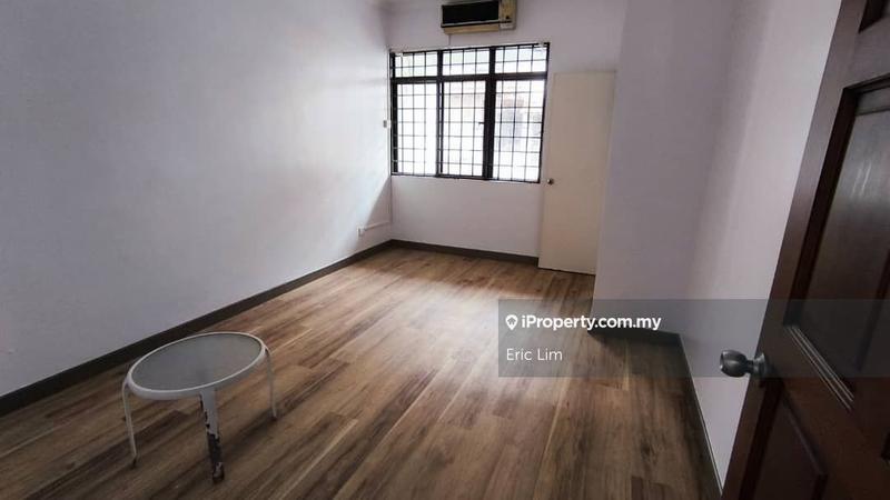 Rumah Berangkai 2.5 Tingkat untuk Disewa di Bandar Utama 10, Bandar Utama oleh Eric Lim - iProperty.com.my