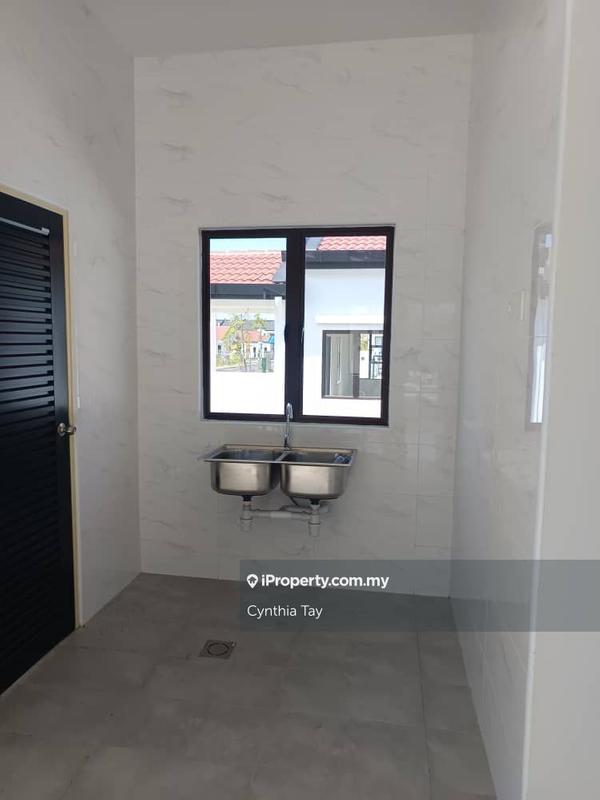 1-storey Terraced House for Sale in Nada Embun, Seremban by Cynthia Tay - iProperty.com.my