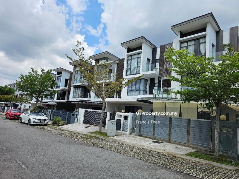 Rumah Berangkai 3 Tingkat untuk Dijual di Kajang, Selangor oleh Francis Thee - iProperty.com.my