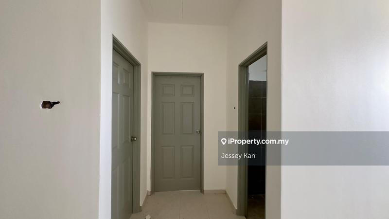 Rumah Berkembar untuk Dijual di Kampung Batu Hitam, Beserah oleh Jessey Kan - iProperty.com.my