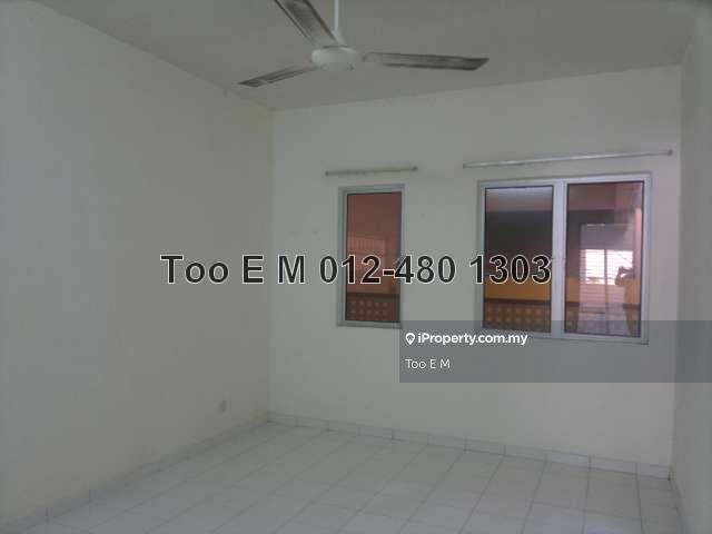 Rumah Bandar untuk Dijual di Taman Amansiara, Rawang oleh Too E M - Bedroom 2 - iProperty.com.my