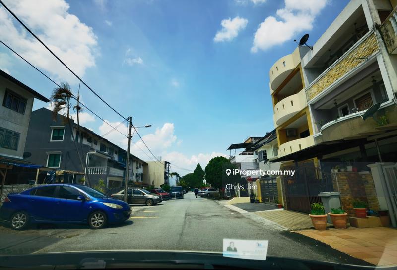 3-storey Terraced House for Sale in Taman Dagang, Ampang by Chrys Lim - iProperty.com.my