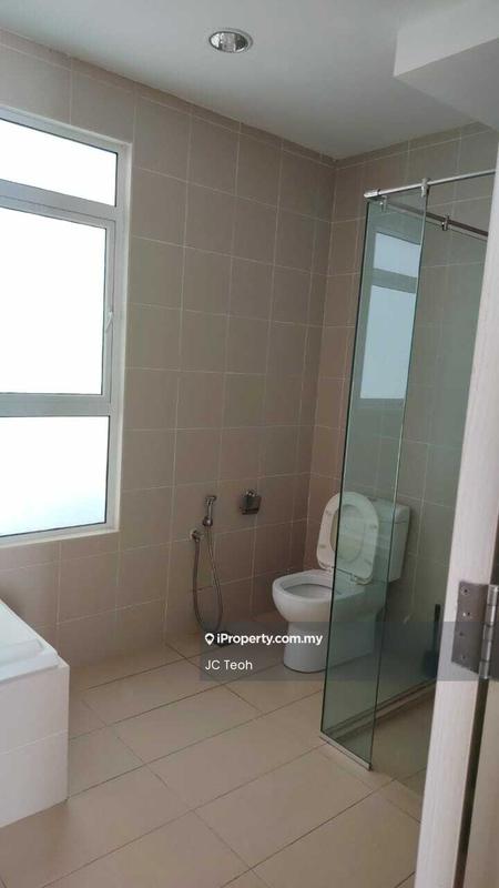 Kondominium untuk Disewa di Amaya Saujana oleh JC Teoh - Bathroom - iProperty.com.my