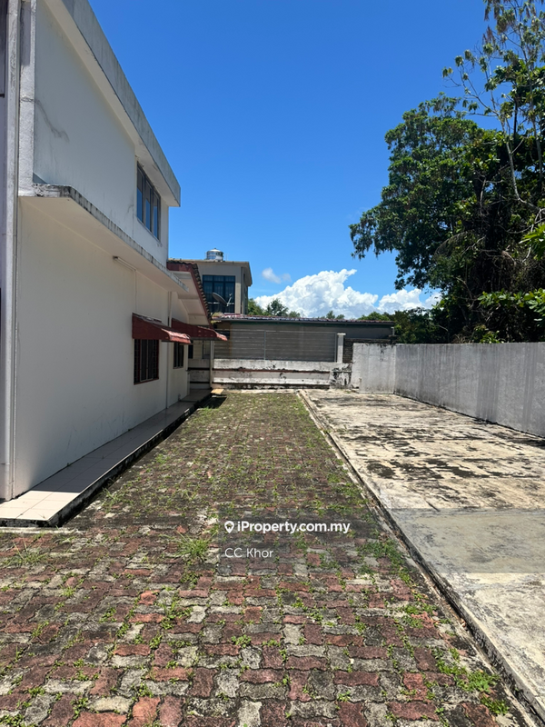 Bungalow House for Sale in Chenering, Kuala Terengganu by CC Khor - iProperty.com.my