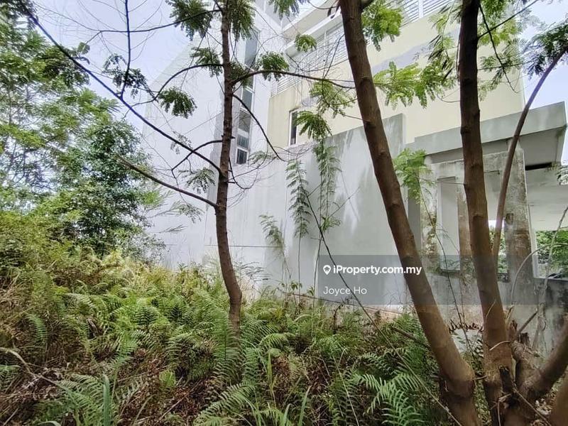 Bungalow House for Sale in Saujana Puchong, Puchong by Joyce Ho - iProperty.com.my