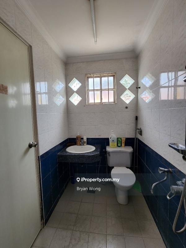 Rumah Berangkai 2 Tingkat untuk Dijual di Damansara Kim, Petaling Jaya oleh Bryan Wong - iProperty.com.my